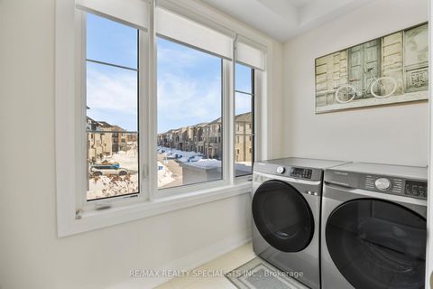 Photo 22 at 324 Laplante Street, Summerhill Estates, Newmarket