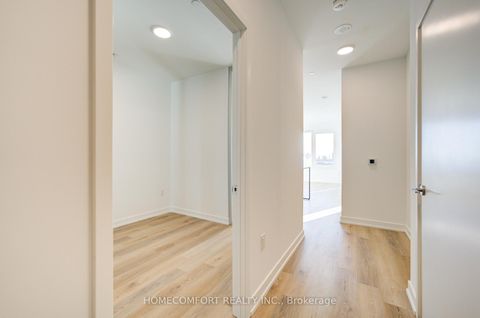 Photo 12 at 3807 - 395 Square One Drive, City Centre, Mississauga