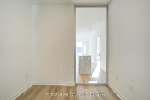 Photo 14 at 3807 - 395 Square One Drive, City Centre, Mississauga