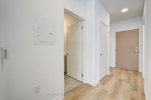 Photo 19 at 3807 - 395 Square One Drive, City Centre, Mississauga