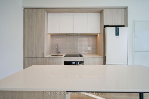 Photo 22 at 3807 - 395 Square One Drive, City Centre, Mississauga