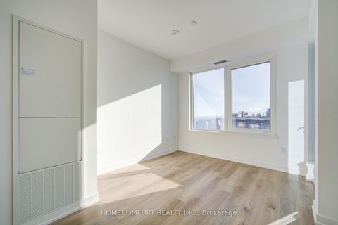 Photo 26 at 3807 - 395 Square One Drive, City Centre, Mississauga