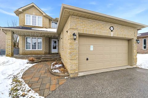 Photo 2 at 68 Kraus Road, Edgehill Drive, Barrie