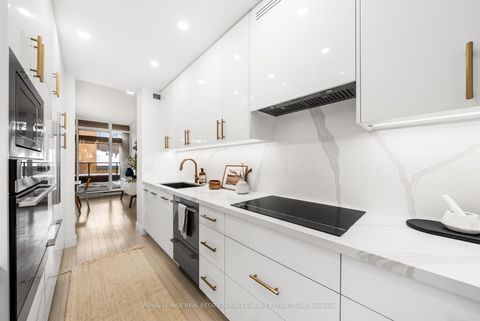 Photo 15 at 337 - 40 Oaklands Avenue, St. Clair, Toronto