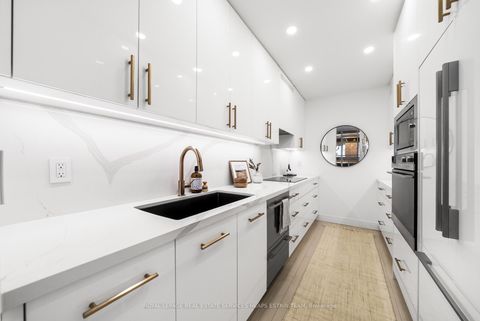 Photo 16 at 337 - 40 Oaklands Avenue, St. Clair, Toronto