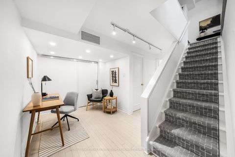 Photo 18 at 337 - 40 Oaklands Avenue, St. Clair, Toronto