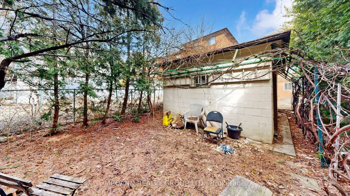 Photo 40 at 496 Northcliffe Boulevard, Oakwood Village, Toronto