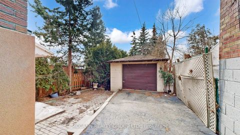 Photo 39 at 496 Northcliffe Boulevard, Oakwood Village, Toronto