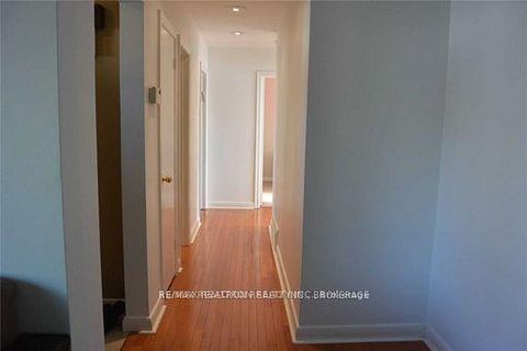 Photo 6 at 87 Combe Avenue, Bathurst Manor, Toronto