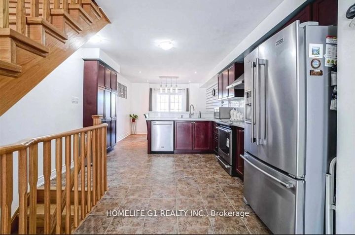 Photo 11 at 20 SHIRAZ Drive, Wellington, Brampton