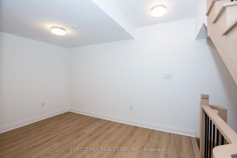 Photo 10 at 138 Alton Crescent, Uplands, Vaughan