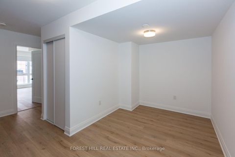 Photo 11 at 138 Alton Crescent, Uplands, Vaughan