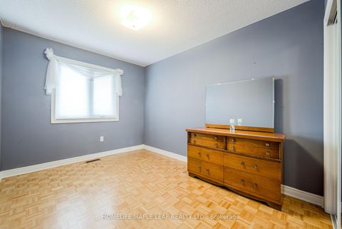 Photo 24 at 25 Grampian Avenue, Maple, Vaughan