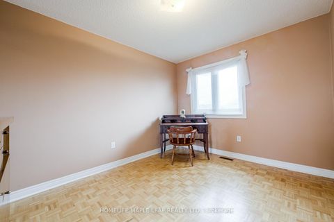 Photo 26 at 25 Grampian Avenue, Maple, Vaughan