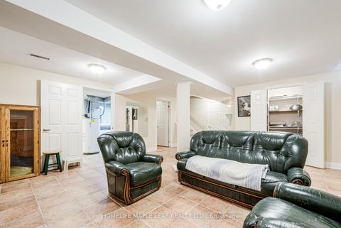 Photo 37 at 25 Grampian Avenue, Maple, Vaughan