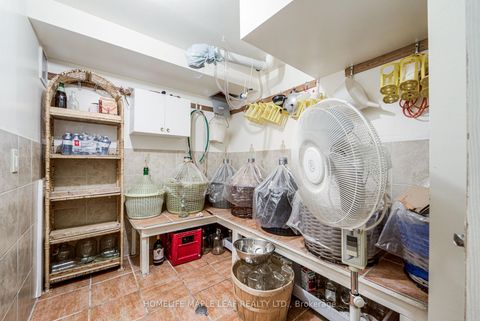 Photo 43 at 25 Grampian Avenue, Maple, Vaughan