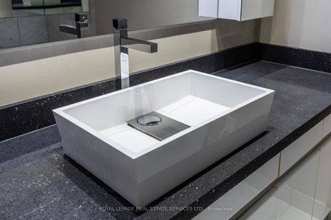 Photo 8 at 1609 - 1 Palace Pier Court, Mimico, Toronto