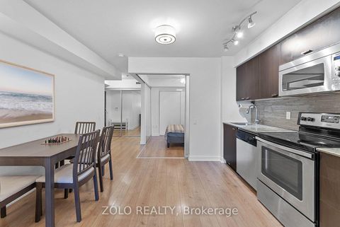 Photo 4 at 502 - 78 Tecumseth Street, Niagara, Toronto