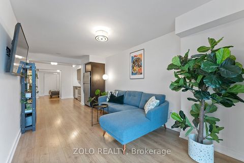 Photo 7 at 502 - 78 Tecumseth Street, Niagara, Toronto