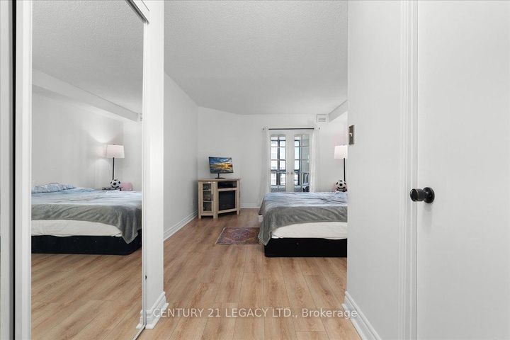 Photo 11 at 1207 - 2269 Lakeshore Boulevard W, Mimico, Toronto