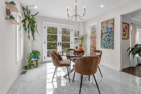 Photo 7 at 986 Stonehaven Avenue, Wyndham, Newmarket