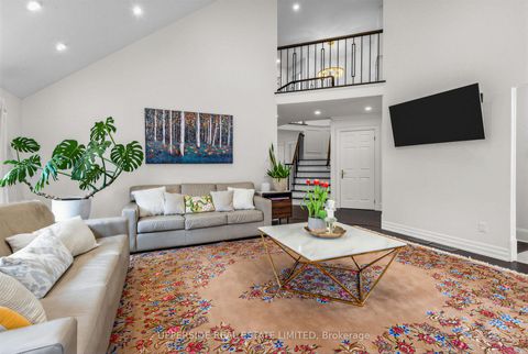 Photo 12 at 986 Stonehaven Avenue, Wyndham, Newmarket