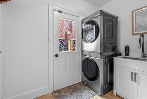 Photo 15 at 986 Stonehaven Avenue, Wyndham, Newmarket