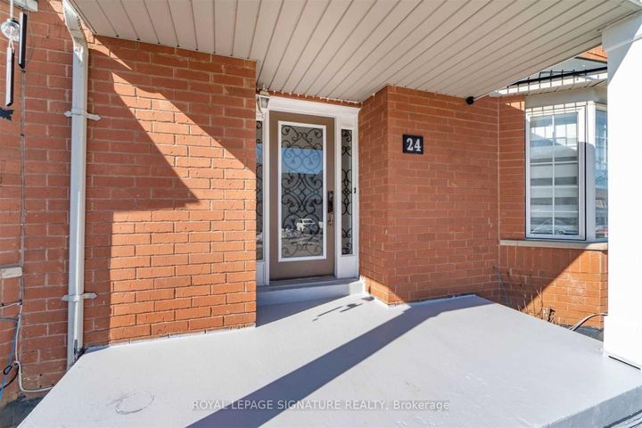 Photo 2 at 24 Checkerberry Crescent, Wellington, Brampton