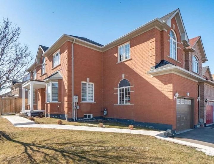 Photo 3 at 24 Checkerberry Crescent, Wellington, Brampton