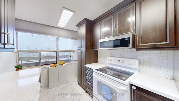 Photo 10 at 1112 - 15 Kensington Road, Queen Street Corridor, Brampton