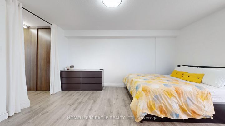 Photo 14 at 1112 - 15 Kensington Road, Queen Street Corridor, Brampton