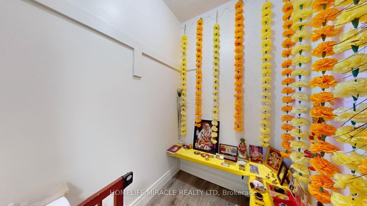 Photo 18 at 1112 - 15 Kensington Road, Queen Street Corridor, Brampton