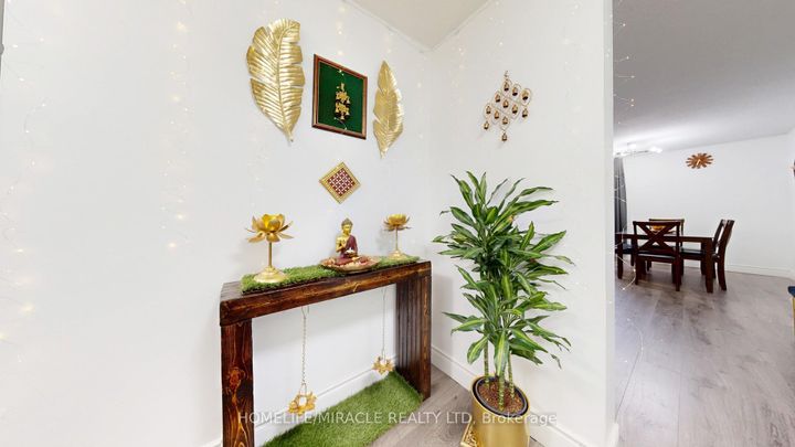 Photo 23 at 1112 - 15 Kensington Road, Queen Street Corridor, Brampton