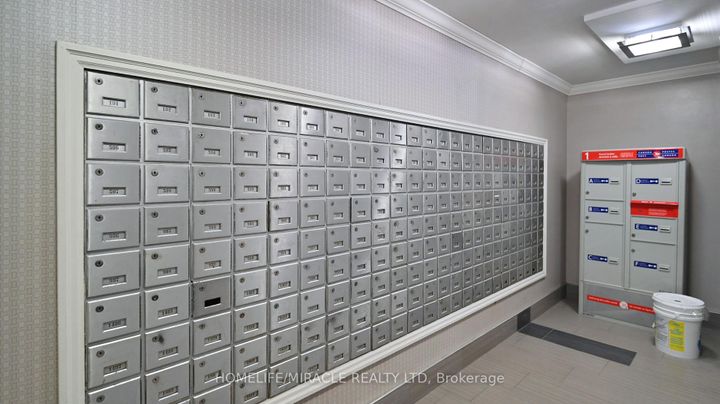 Photo 34 at 1112 - 15 Kensington Road, Queen Street Corridor, Brampton