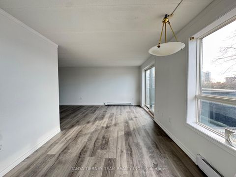 Photo 4 at 48 - 43 Taunton Road, Centennial, Oshawa