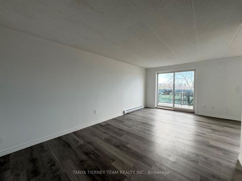 Photo 6 at 48 - 43 Taunton Road, Centennial, Oshawa