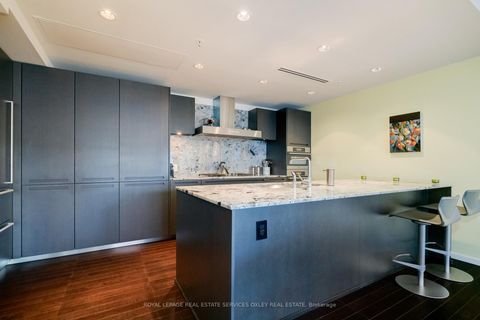 Photo 1 at 2908 - 180 University Avenue, Bay Street Corridor, Toronto