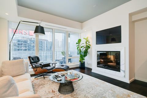 Photo 9 at 2908 - 180 University Avenue, Bay Street Corridor, Toronto