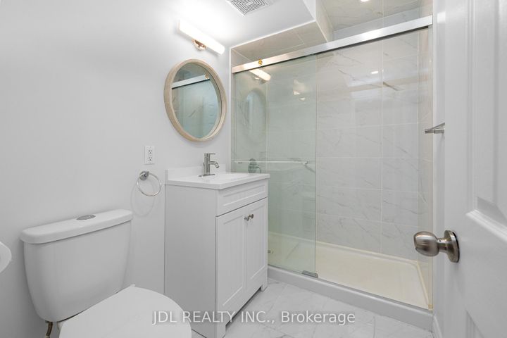 Photo 36 at 3 Mansard Drive, Jefferson, Richmond Hill