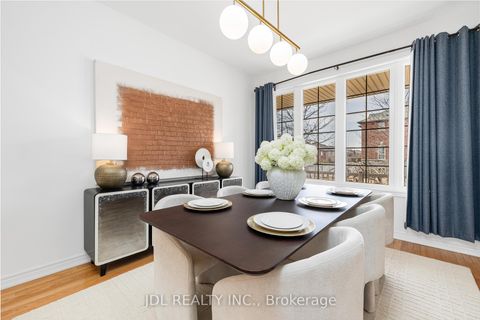 Photo 6 at 3 Mansard Drive, Jefferson, Richmond Hill