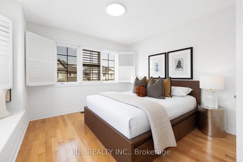 Photo 17 at 3 Mansard Drive, Jefferson, Richmond Hill