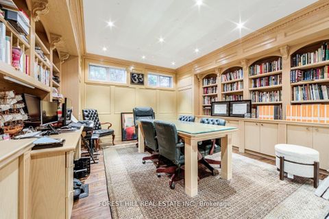 Photo 37 at 46 Wimpole Drive, Windfields, Toronto