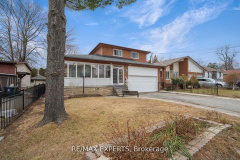 Photo 2 at 56 Homestead Road, West Hill, Toronto