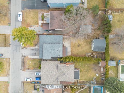 Photo 5 at 56 Homestead Road, West Hill, Toronto