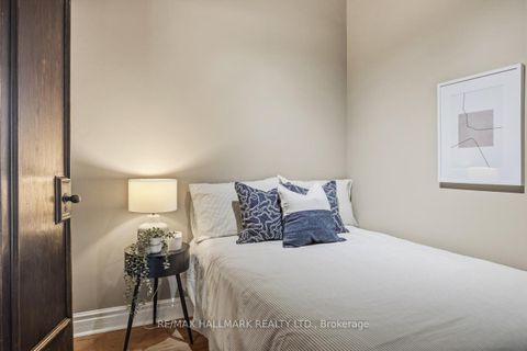 Photo 15 at 405 - 426 Queen Street E, Moss Park, Toronto