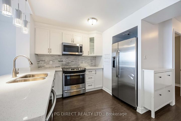 Photo 4 at 807 - 323 Richmond Street E, Moss Park, Toronto