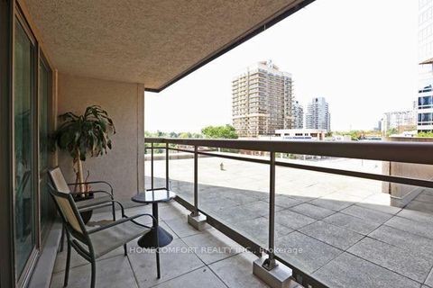 Photo 14 at 312 - 18 Parkview Avenue, Willowdale East, Toronto