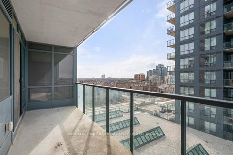 Photo 18 at 709B - 9090 Yonge Street, South Richvale, Richmond Hill