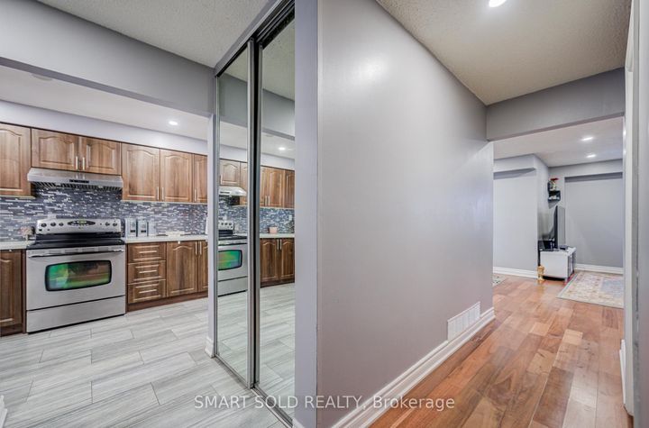 Photo 11 at 43 Mammoth Hall Trail, Malvern, Toronto