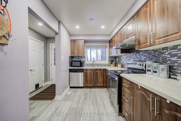 Photo 22 at 43 Mammoth Hall Trail, Malvern, Toronto